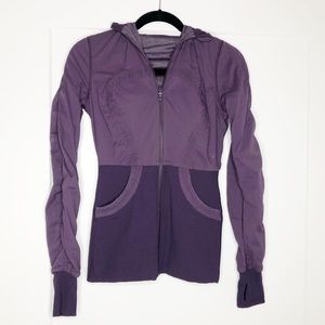 Lululemon reversible jacket. Purple, size 4.